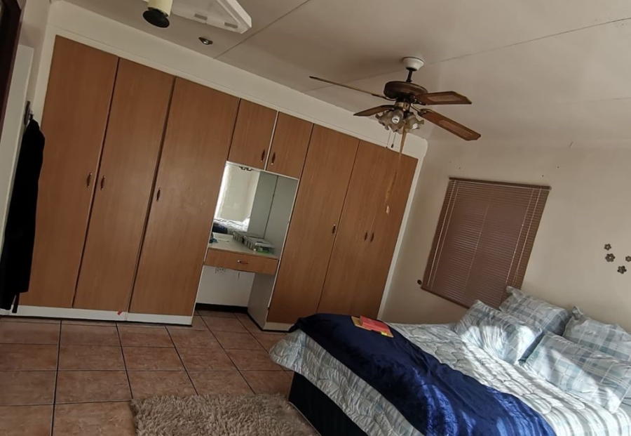 To Let 4 Bedroom Property for Rent in Van Dyk Park Gauteng