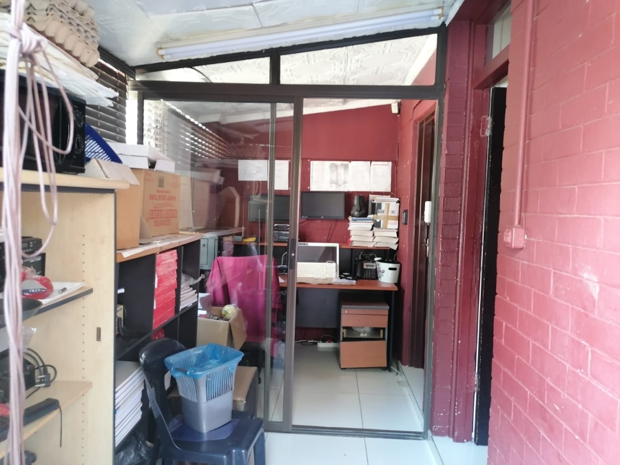 3 Bedroom Property for Sale in Bezuidenhout Valley Gauteng