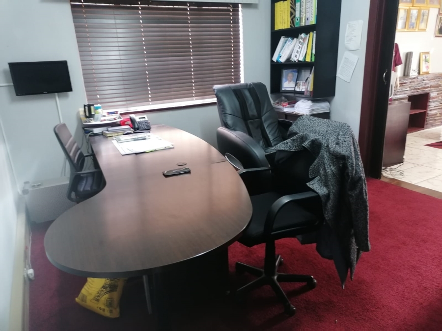 3 Bedroom Property for Sale in Bezuidenhout Valley Gauteng