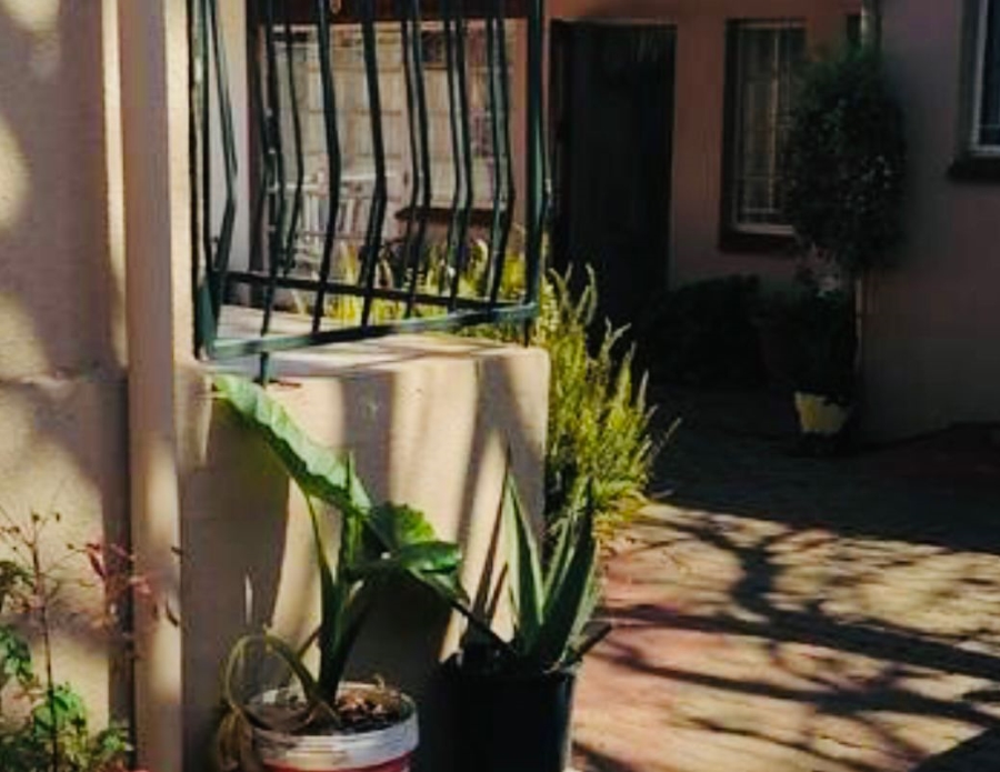 3 Bedroom Property for Sale in Bezuidenhout Valley Gauteng