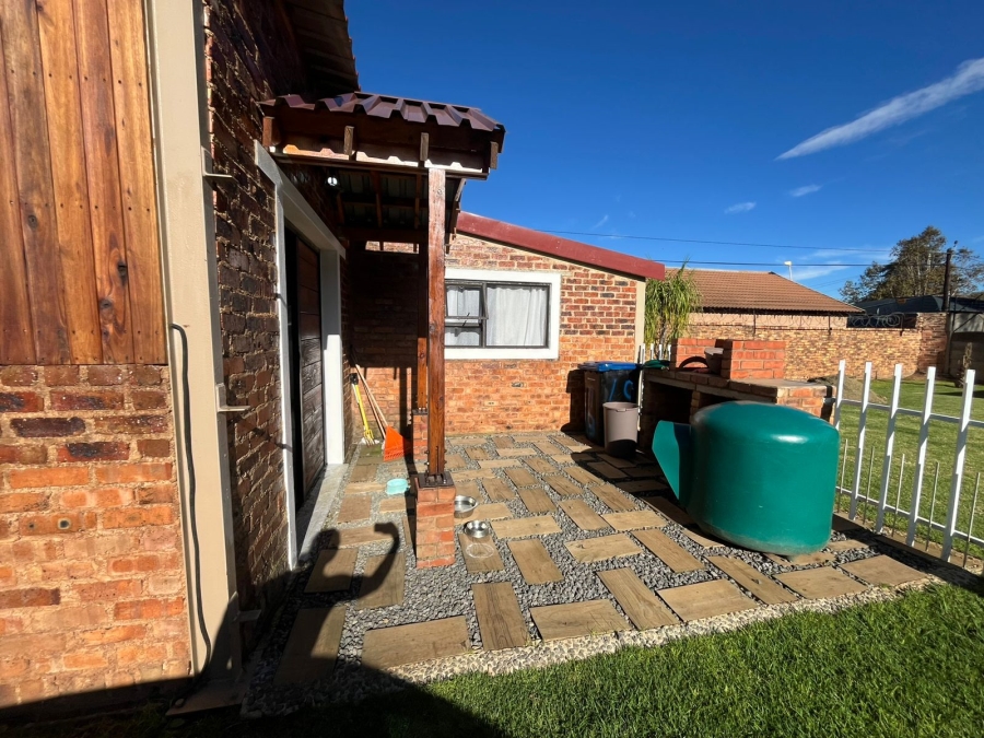 1 Bedroom Property for Sale in Rynfield Gauteng