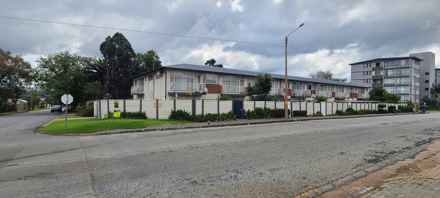 2 Bedroom Property for Sale in Edenvale Central Gauteng