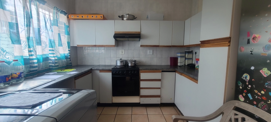 2 Bedroom Property for Sale in Edenvale Central Gauteng