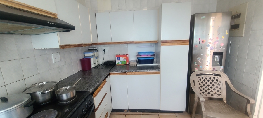 2 Bedroom Property for Sale in Edenvale Central Gauteng