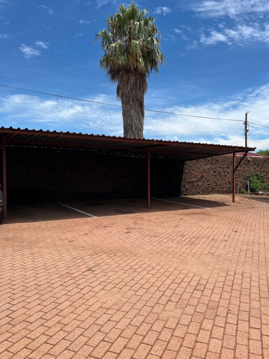 2 Bedroom Property for Sale in Leondale Gauteng