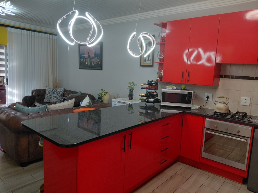 3 Bedroom Property for Sale in Theresa Park Gauteng