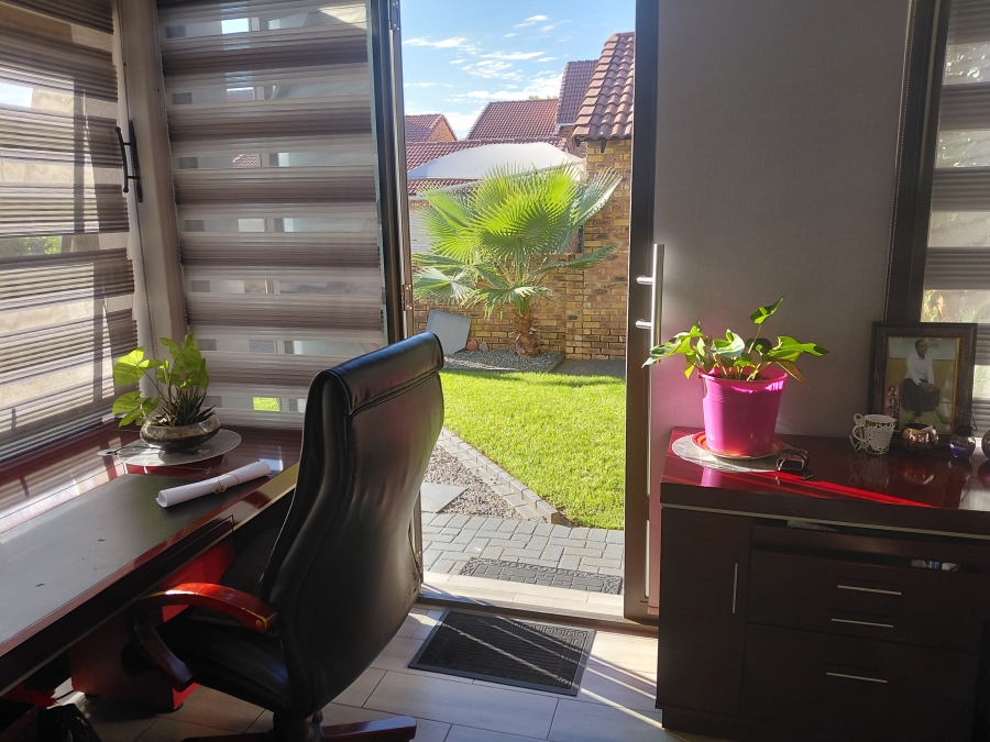 3 Bedroom Property for Sale in Theresa Park Gauteng