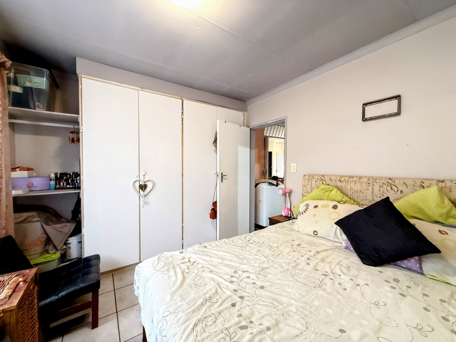 2 Bedroom Property for Sale in Montana Park Gauteng
