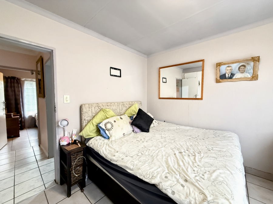 2 Bedroom Property for Sale in Montana Park Gauteng