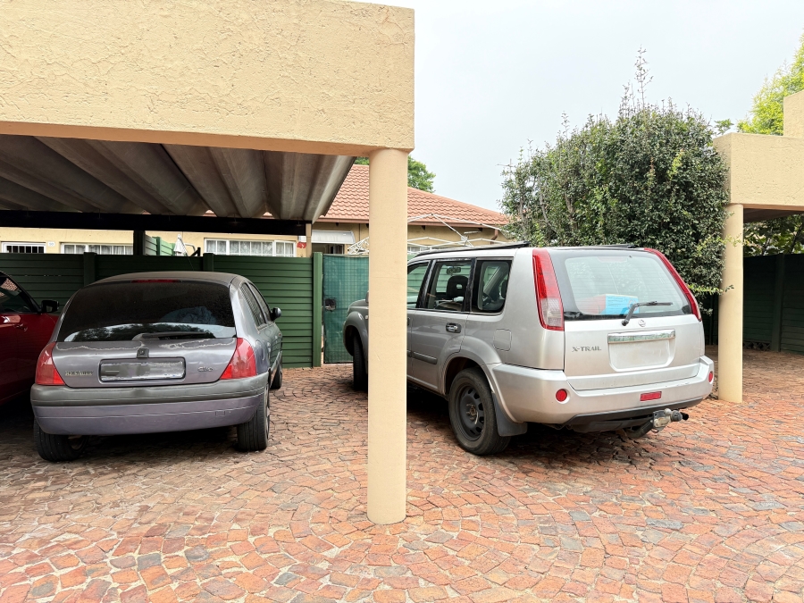 2 Bedroom Property for Sale in Montana Park Gauteng