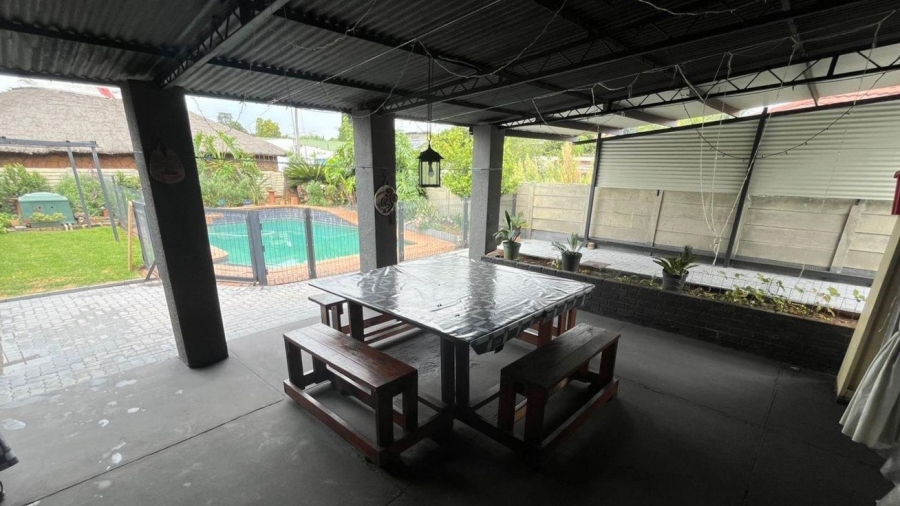 4 Bedroom Property for Sale in Florentia Gauteng