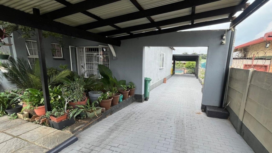 4 Bedroom Property for Sale in Florentia Gauteng
