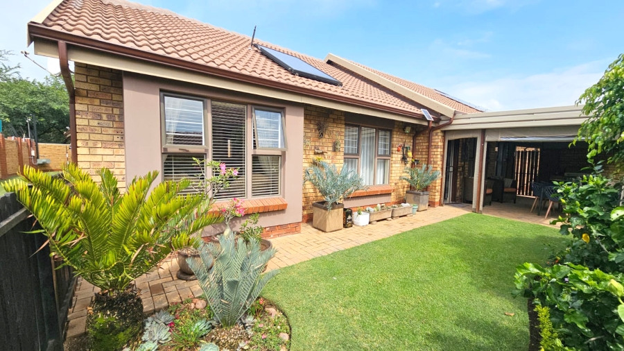 3 Bedroom Property for Sale in Montana Tuine Gauteng