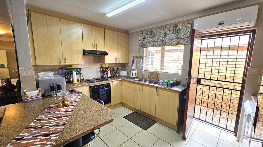 3 Bedroom Property for Sale in Montana Tuine Gauteng