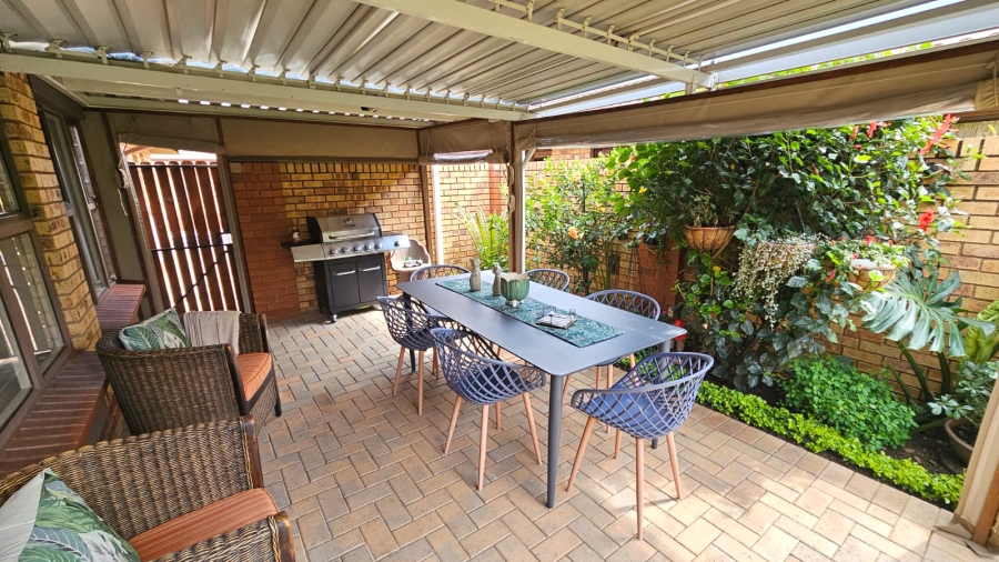 3 Bedroom Property for Sale in Montana Tuine Gauteng