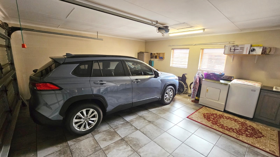 3 Bedroom Property for Sale in Montana Tuine Gauteng