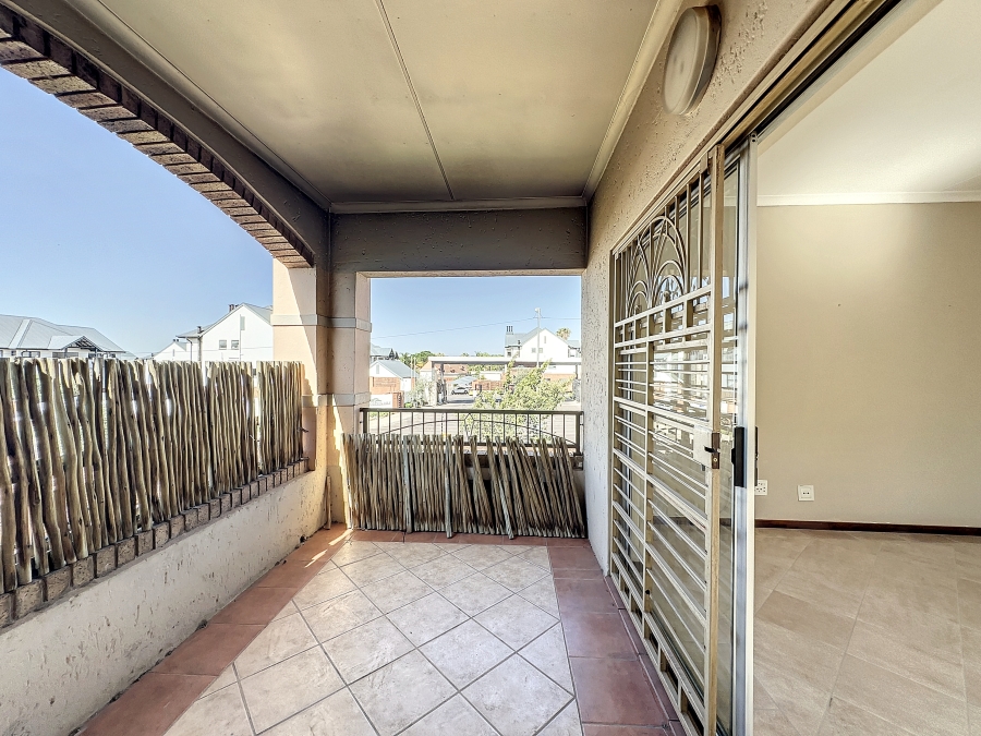 To Let 2 Bedroom Property for Rent in Equestria Gauteng