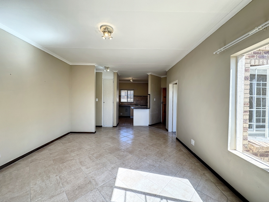 To Let 2 Bedroom Property for Rent in Equestria Gauteng
