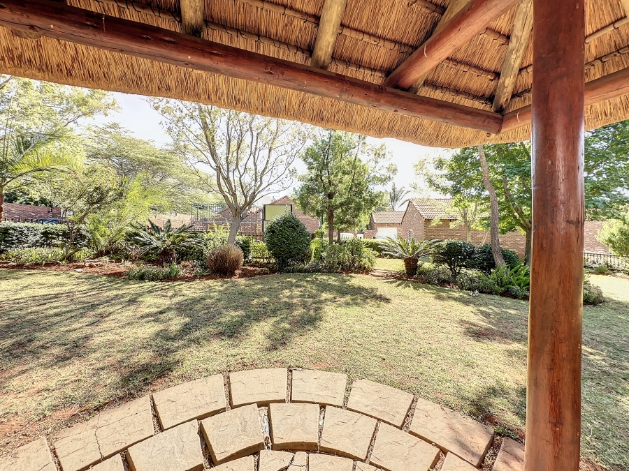 To Let 2 Bedroom Property for Rent in Equestria Gauteng