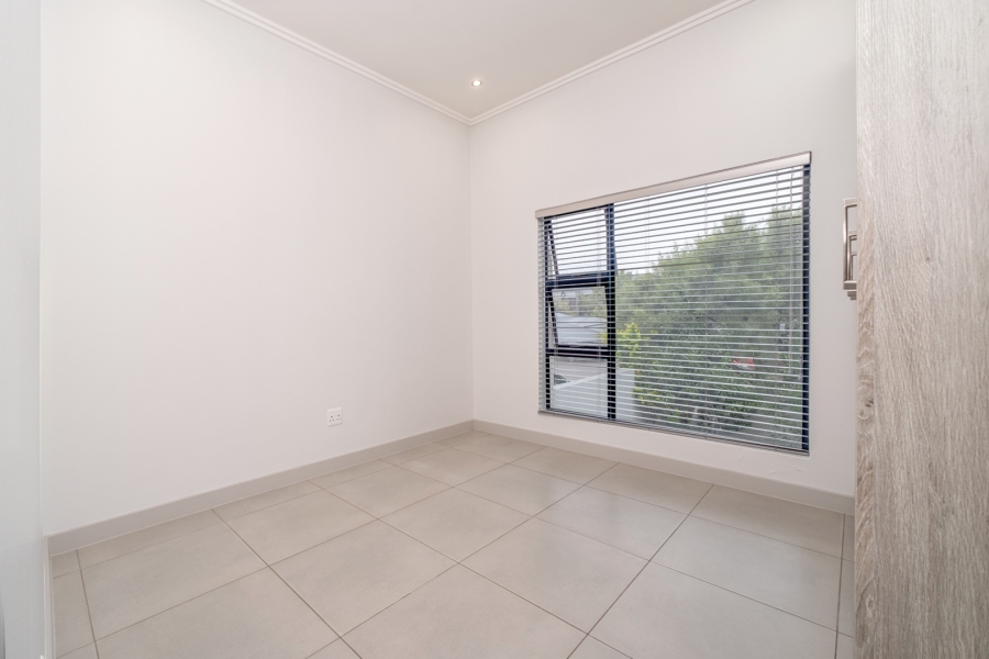 3 Bedroom Property for Sale in Broadacres Gauteng