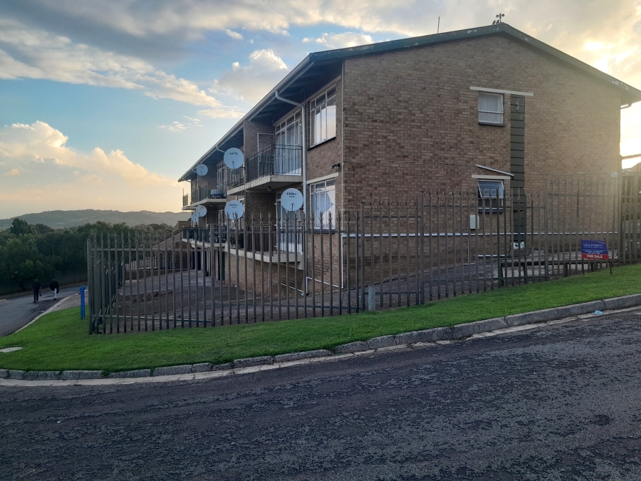 To Let 1 Bedroom Property for Rent in South Crest Gauteng