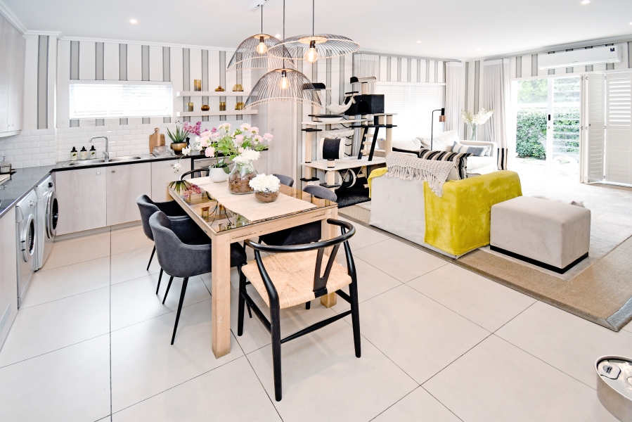 2 Bedroom Property for Sale in Morningside Gauteng