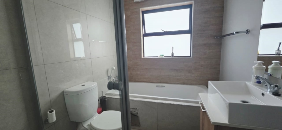 2 Bedroom Property for Sale in Modderfontein Gauteng