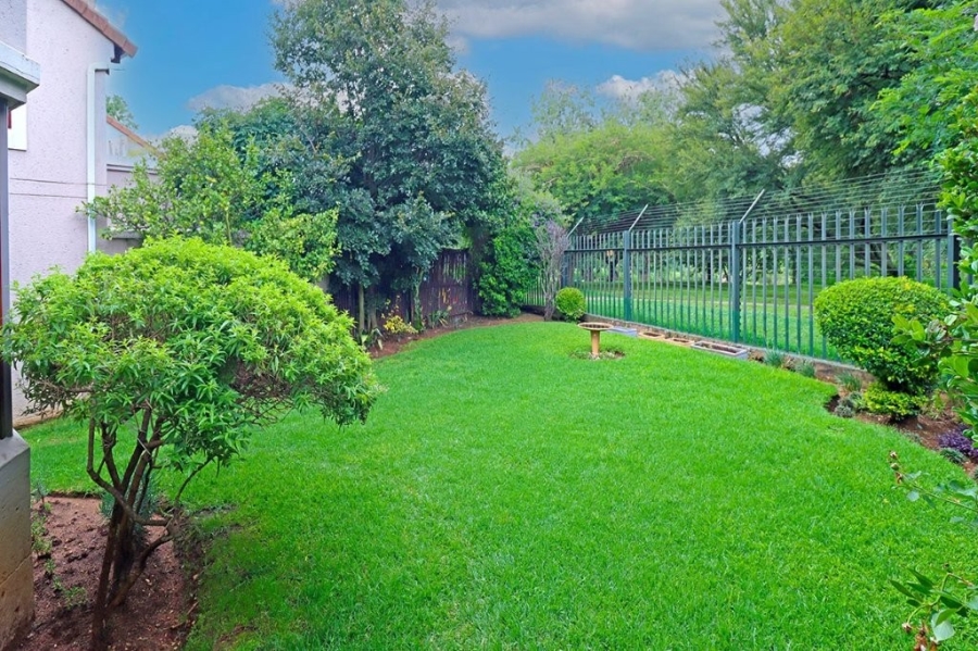 To Let 4 Bedroom Property for Rent in Sandringham Gauteng