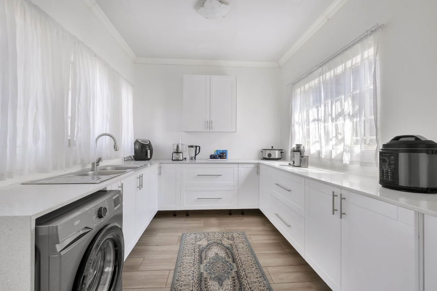 4 Bedroom Property for Sale in Ferndale Gauteng