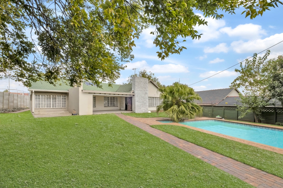 4 Bedroom Property for Sale in Ferndale Gauteng