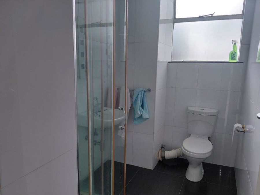 To Let 3 Bedroom Property for Rent in Bedford Gardens Gauteng