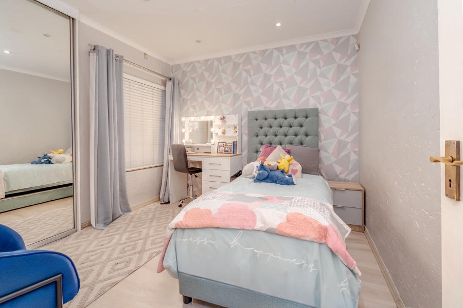 To Let 3 Bedroom Property for Rent in North Riding Gauteng