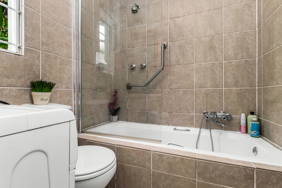 To Let 2 Bedroom Property for Rent in Edenburg Gauteng