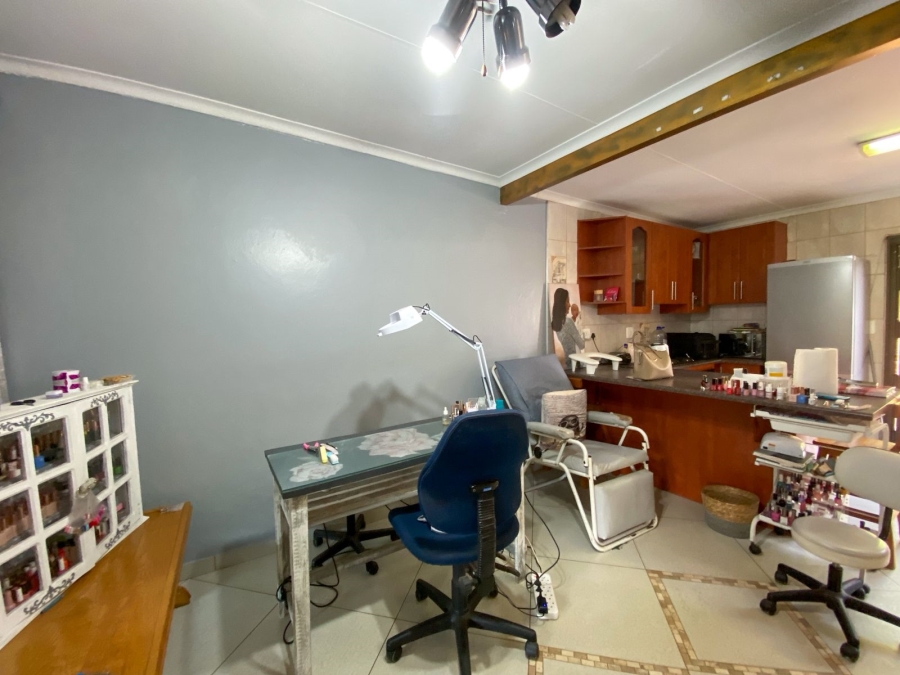 3 Bedroom Property for Sale in Pretoria North Gauteng