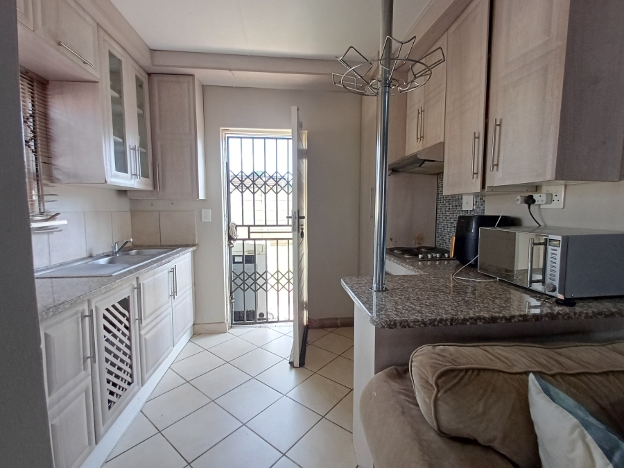 2 Bedroom Property for Sale in The Orchards Gauteng
