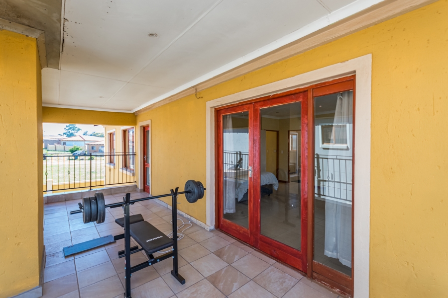 4 Bedroom Property for Sale in Munsieville South Gauteng