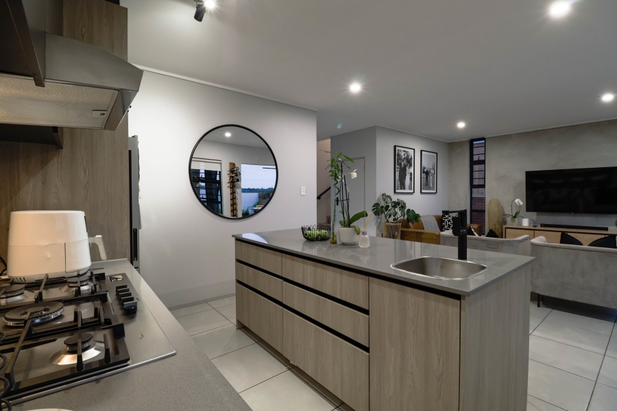 3 Bedroom Property for Sale in Amberfield Gauteng