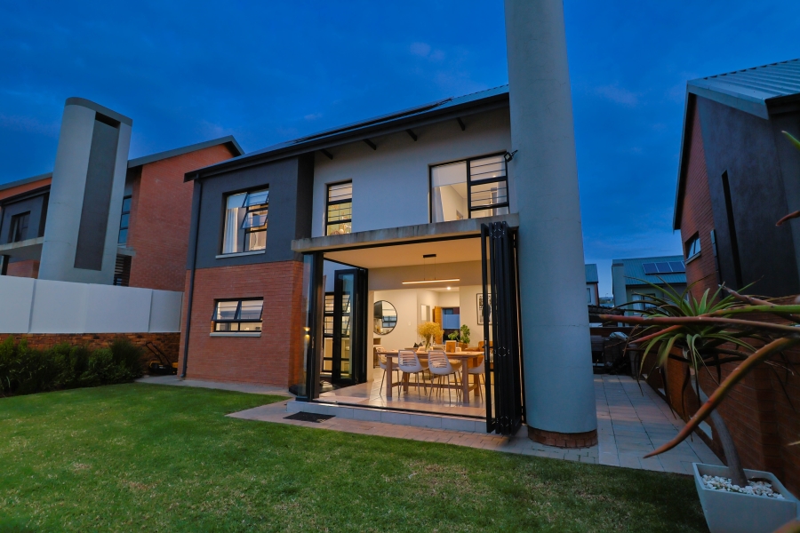 3 Bedroom Property for Sale in Amberfield Gauteng