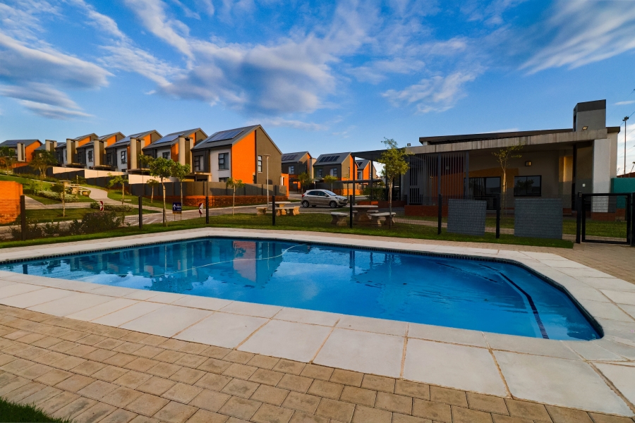 3 Bedroom Property for Sale in Amberfield Gauteng