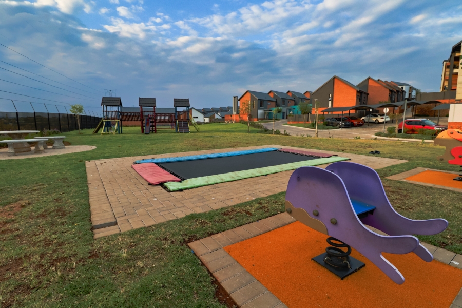 3 Bedroom Property for Sale in Amberfield Gauteng