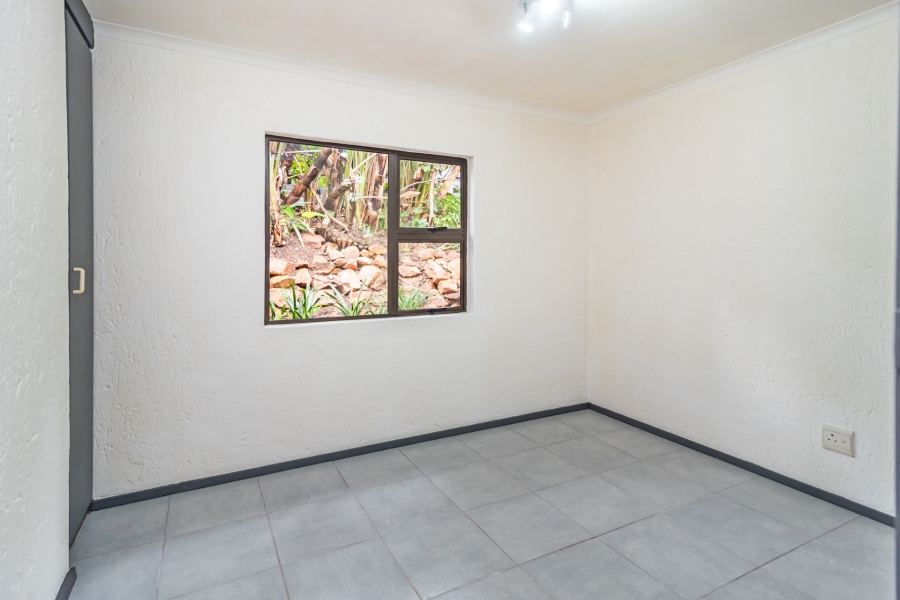 2 Bedroom Property for Sale in Allens Nek Gauteng
