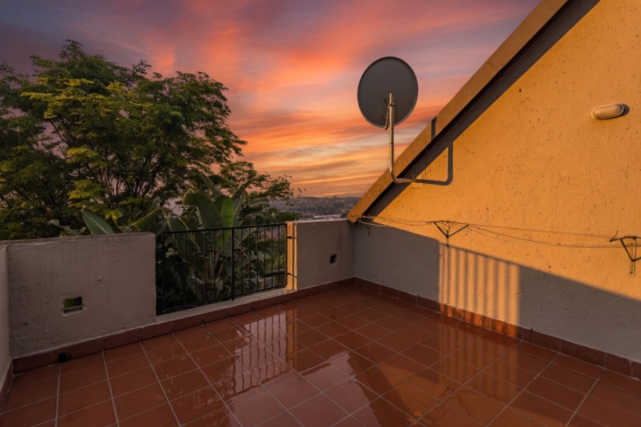 2 Bedroom Property for Sale in Allens Nek Gauteng