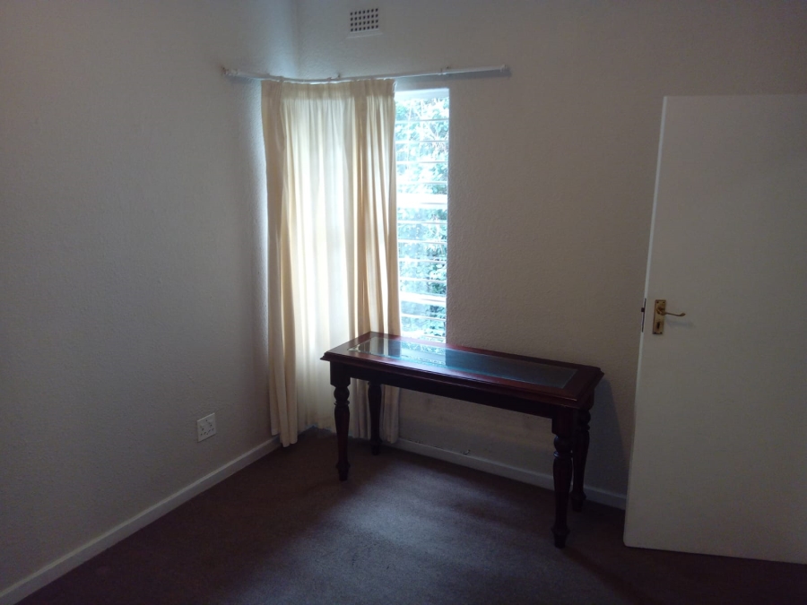To Let 2 Bedroom Property for Rent in Douglasdale Gauteng