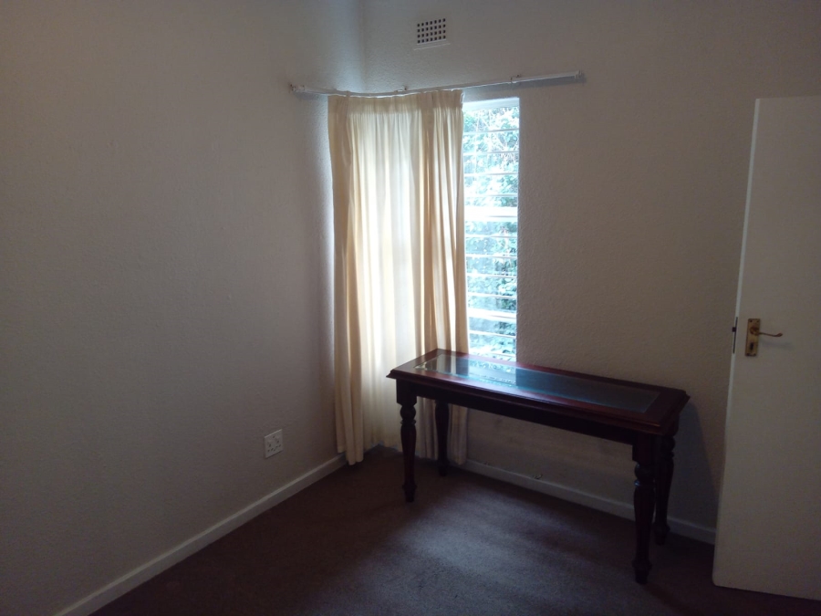 To Let 2 Bedroom Property for Rent in Douglasdale Gauteng