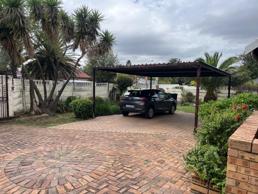 4 Bedroom Property for Sale in Illiondale Gauteng