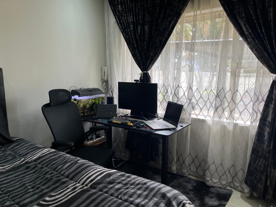 4 Bedroom Property for Sale in Illiondale Gauteng