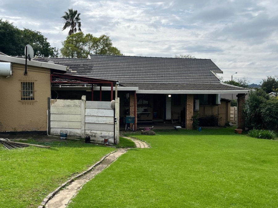 4 Bedroom Property for Sale in Illiondale Gauteng