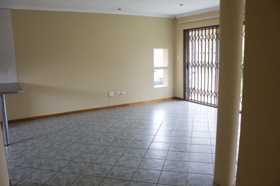 2 Bedroom Property for Sale in Glen Marais Gauteng
