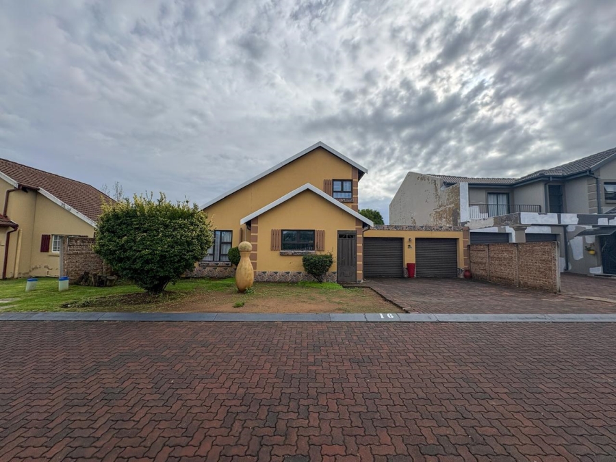 3 Bedroom Property for Sale in Sonneveld Gauteng