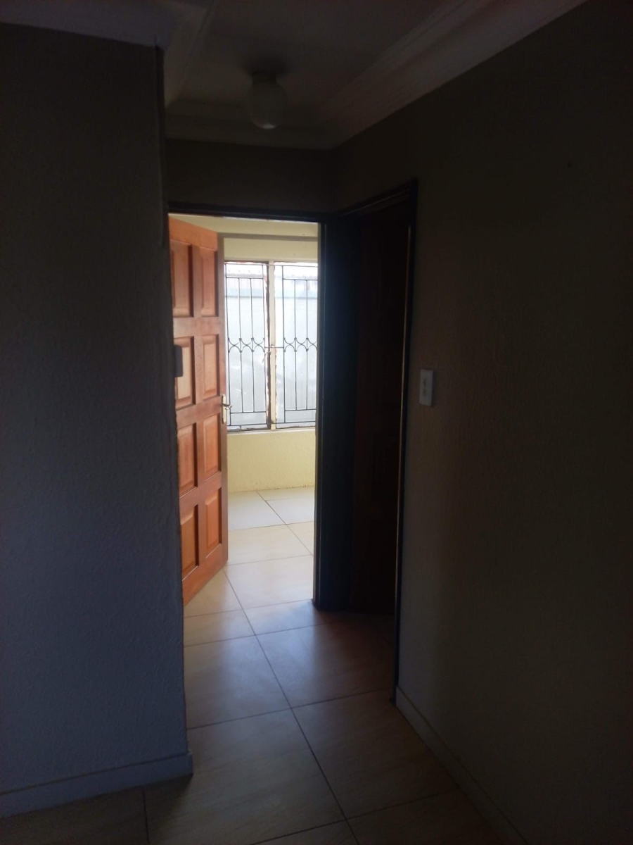 2 Bedroom Property for Sale in Gem Valley Gauteng